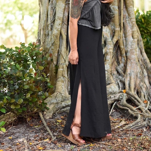 The House Of Gentry Pants - Highwaist Black Palazzo Pants